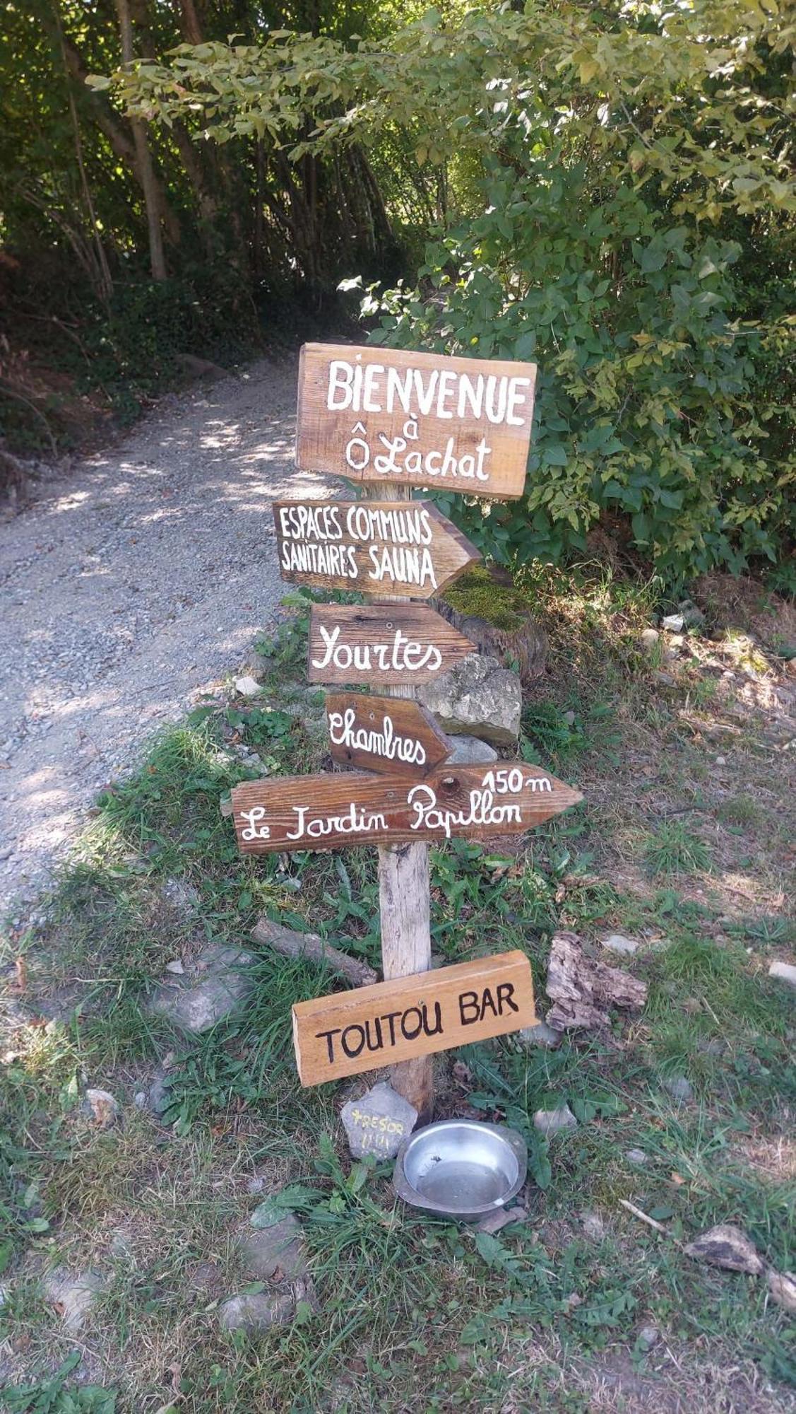 Yourtes Olachat Proche Annecy Faverges Ngoại thất bức ảnh