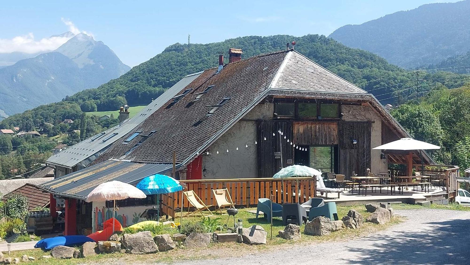 Yourtes Olachat Proche Annecy Faverges Ngoại thất bức ảnh