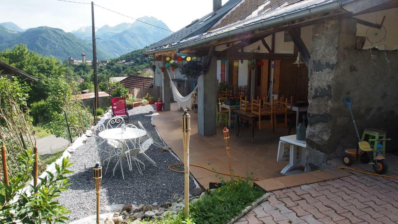 Yourtes Olachat Proche Annecy Faverges Ngoại thất bức ảnh